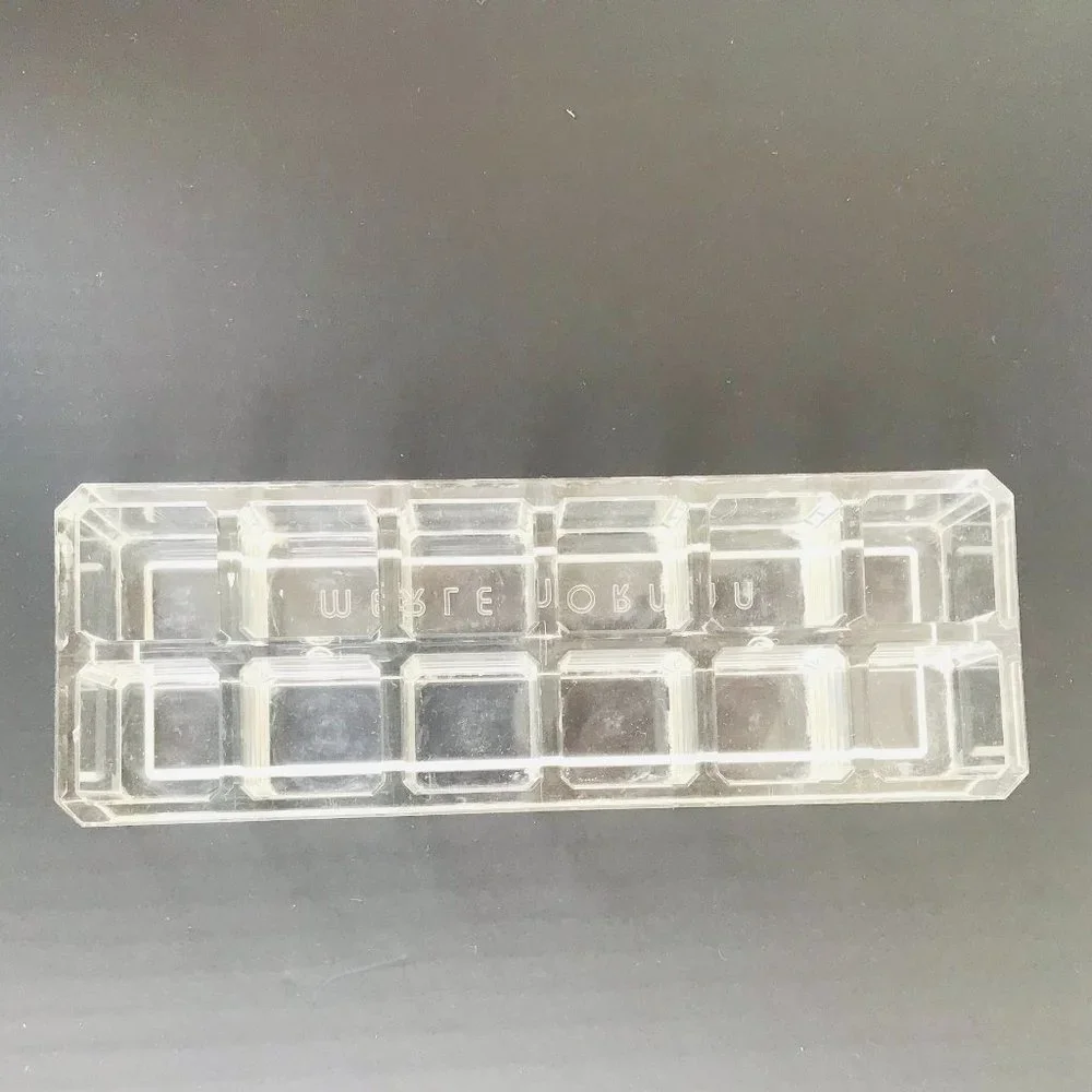 💋Acrylic Lipstick Organizer — Clear, Compact & Chic